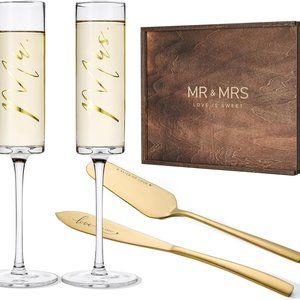 Champagne Glasses Engraved Mr & Mrs Gold Cake Cutting Set for Wedding